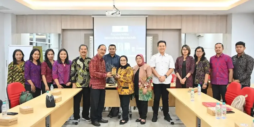 kunjungan udayana1