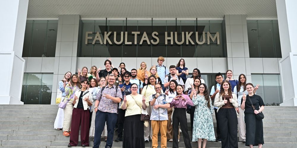 deakin univ