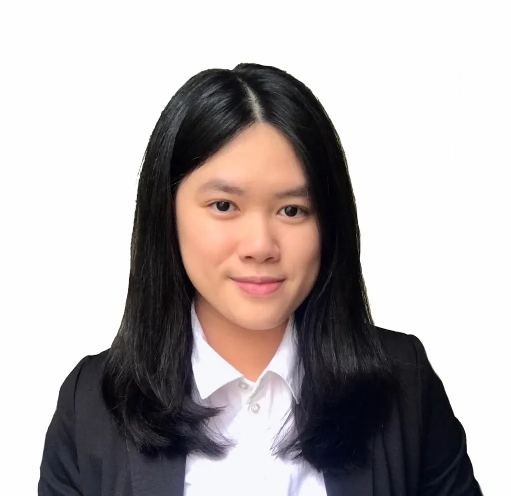 AURALIA PUTRI (IUP 2021)