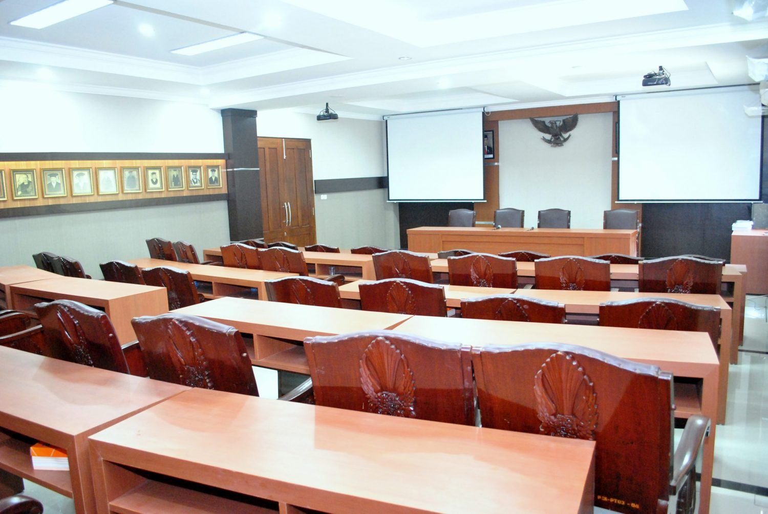 Laboratorium Pendidikan Hukum Klinis (CLE) 